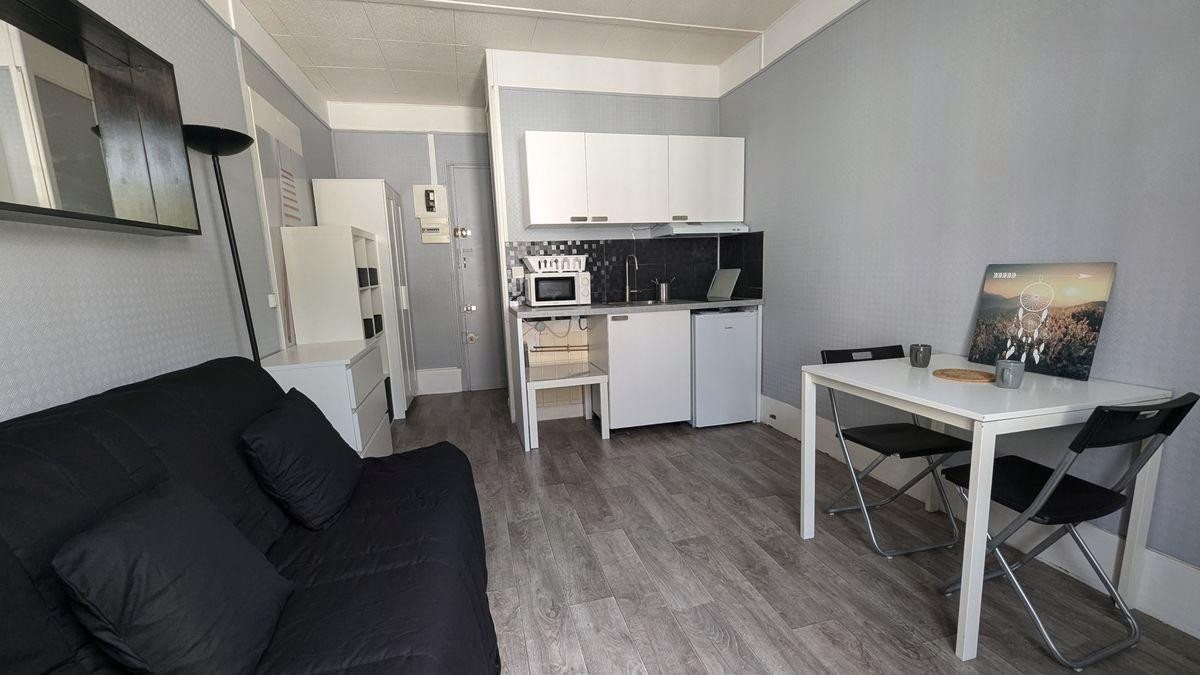 
                                                Location
                                                 Studio 1 pièce 16 m² Bois Colombes