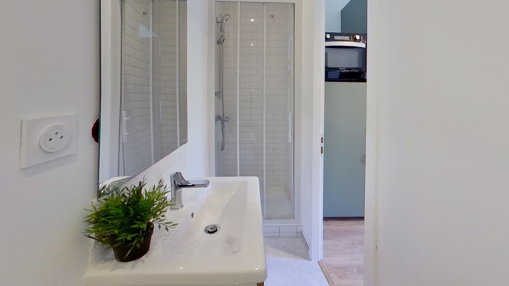 
                                                Location
                                                 Studio 1 pièce