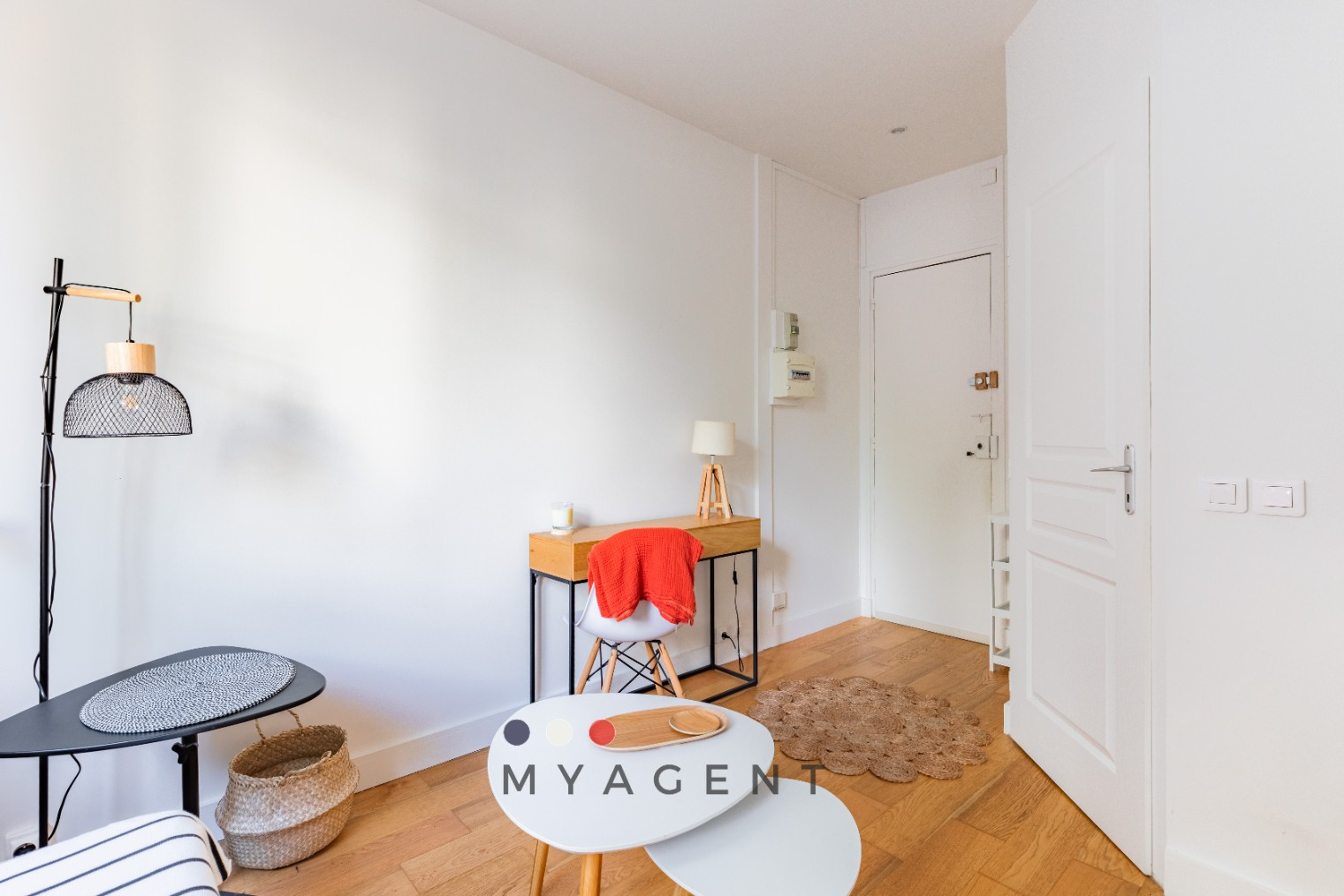 
                                                Vente
                                                 Studio 13m² Muette - Passy
