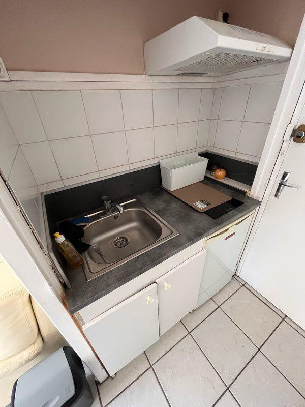 
                                                Location
                                                 Studio 13m2