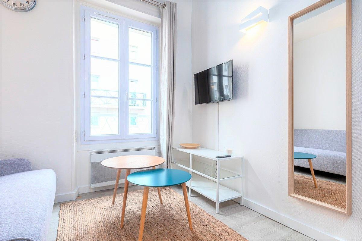 
                                                Location
                                                 Studio 15,5m² + Chambre en mezzanine 19m - Meublé