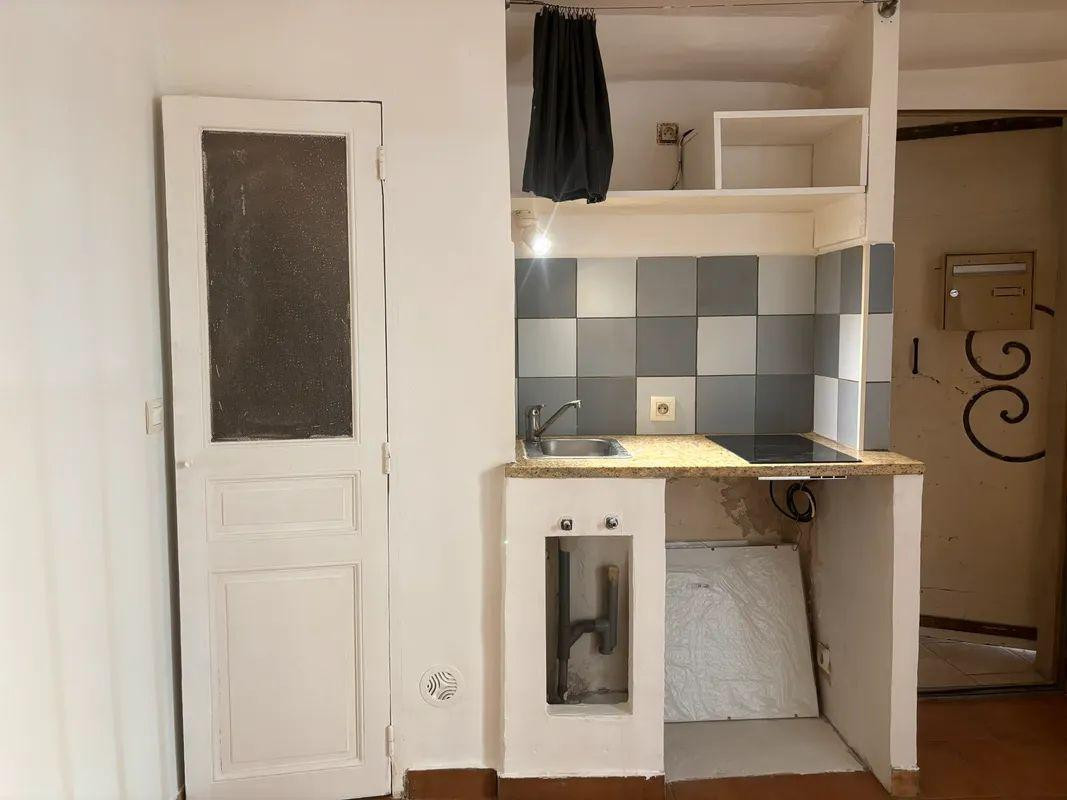 
                                                Location
                                                 Studio 15m² à Aix Quartier Mazarin