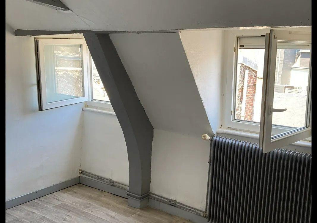 
                                                Location
                                                 Studio 15m² idéal étudiant quartier Fac de droit