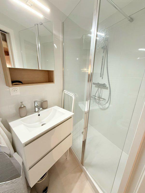 
                                                Location
                                                 Studio 15m2 + mezzanine Quartier Montparnasse