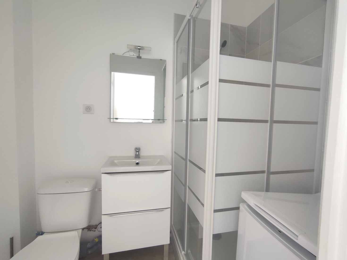 
                                                Location
                                                 Studio 15m2 moderne et meublé