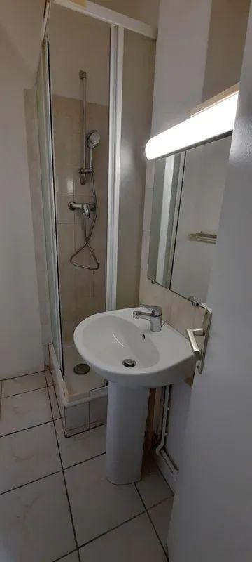 
                                                Location
                                                 STUDIO 16m² meublé et refait à neuf bld FOCH