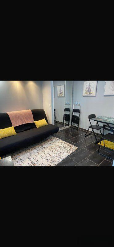
                                                Location
                                                 Studio 16m2