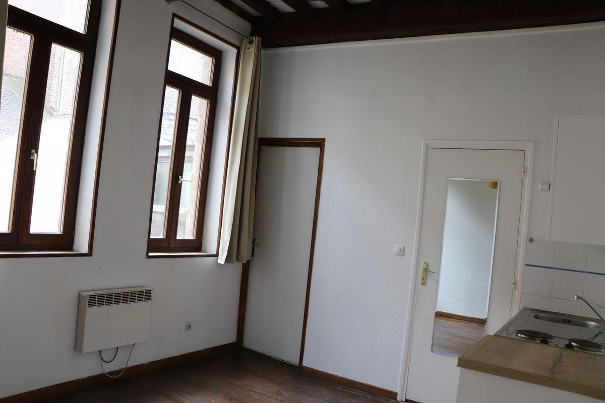 
                                                Location
                                                 Studio,16m2, près Opéra