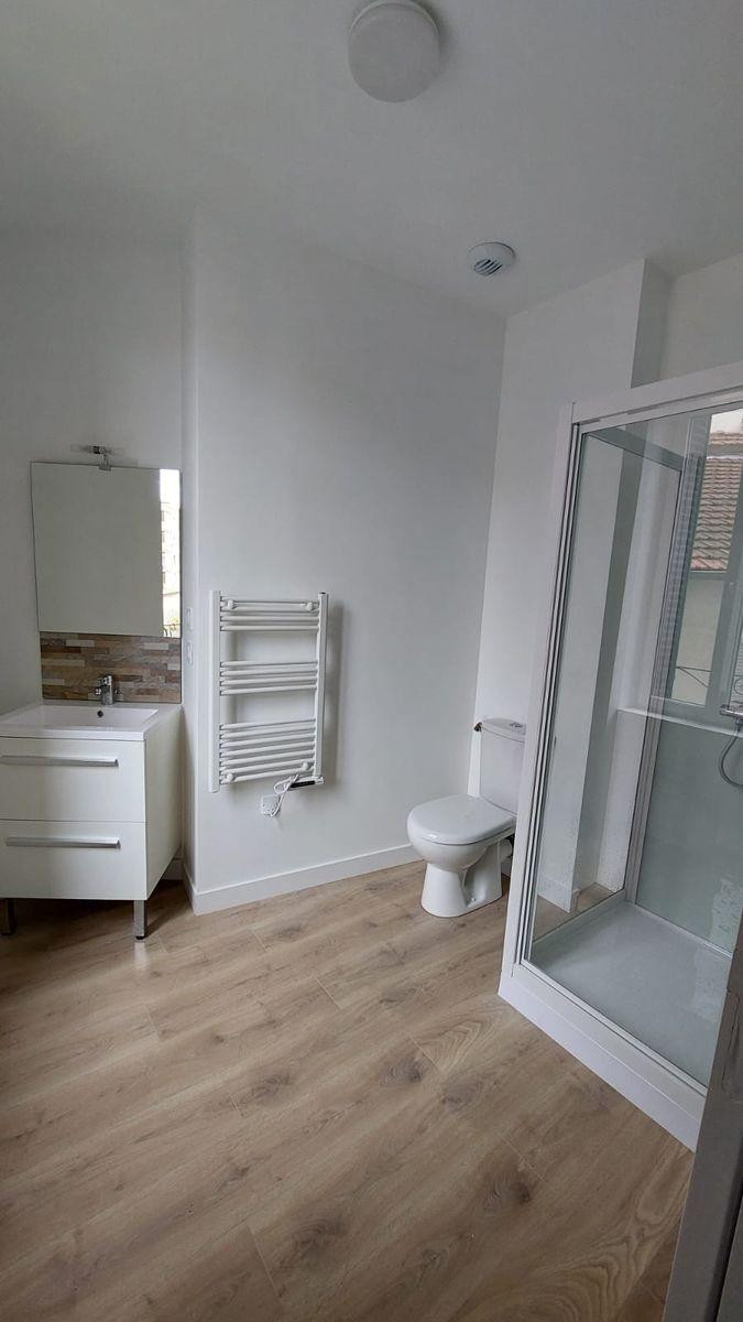 
                                                Location
                                                 Studio 18m² neuf meublé secteur Lafayette