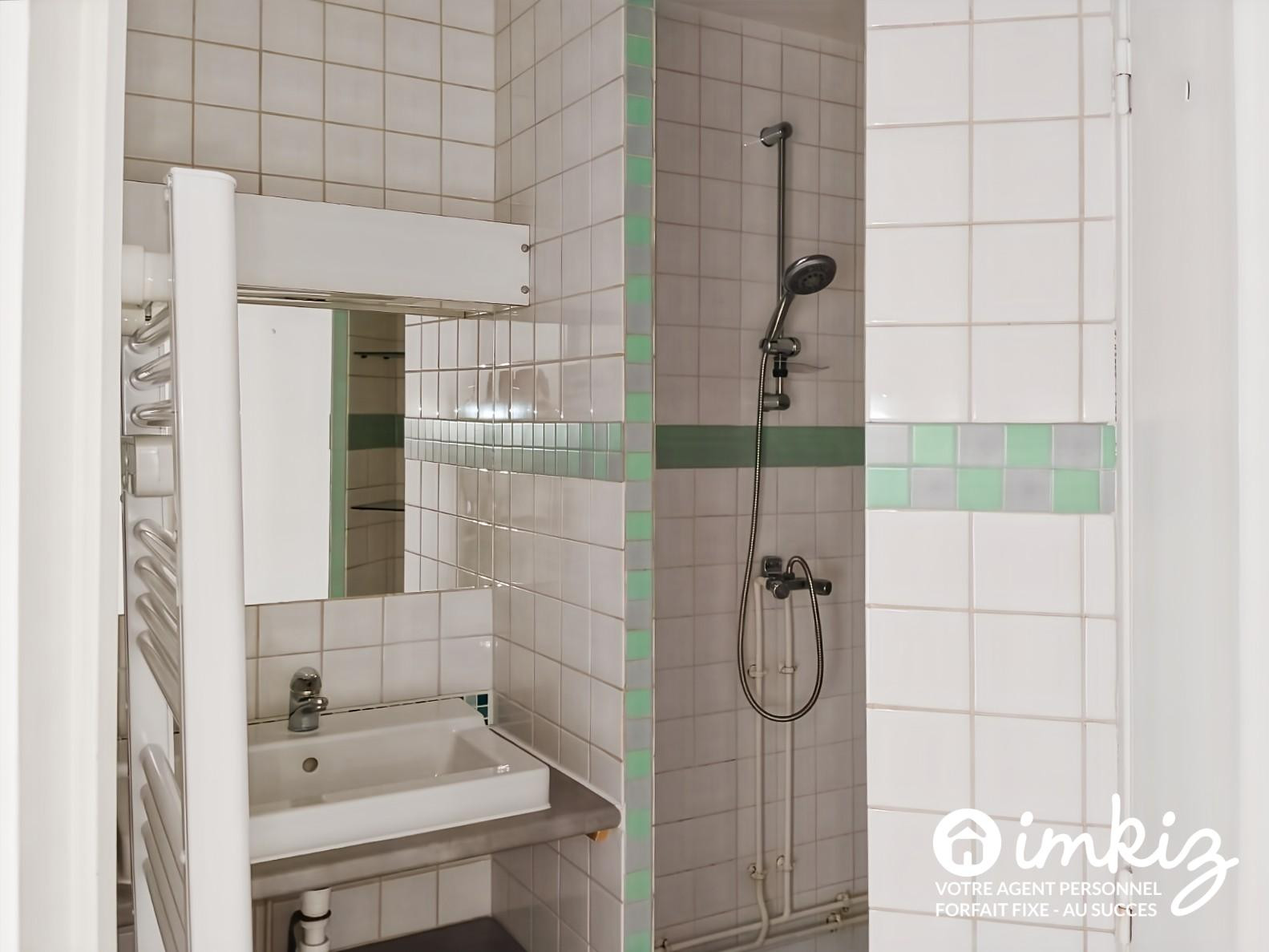 
                                                Vente
                                                 Studio 18m2 dans le Vieux-Lille