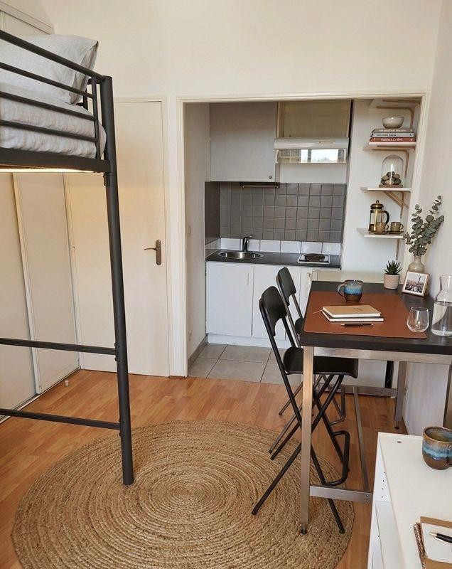 
                                                Location
                                                 STUDIO 20 M² plein centre ville