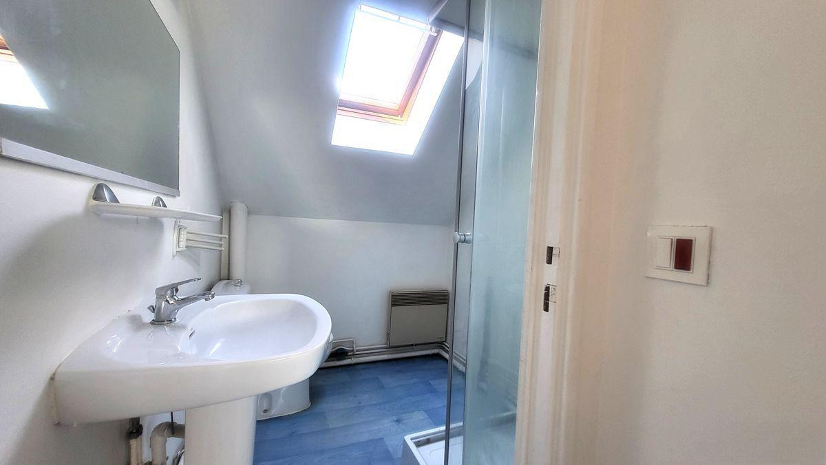 
                                                Location
                                                 Studio 20 m² secteur Saint Pierre proche CITADELLE