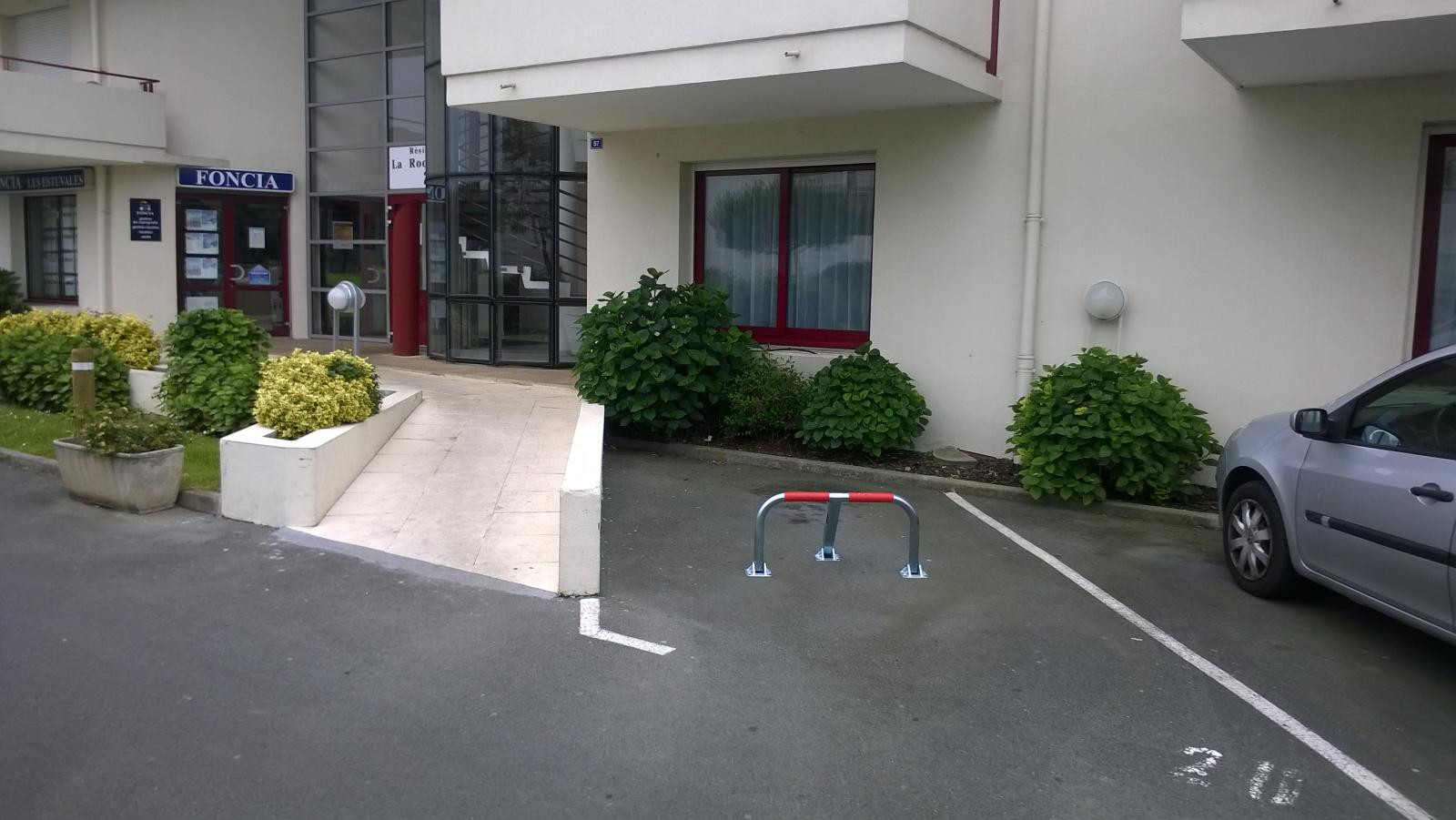 
                                                Location
                                                 Studio 20m² loué meublé ou non meublé