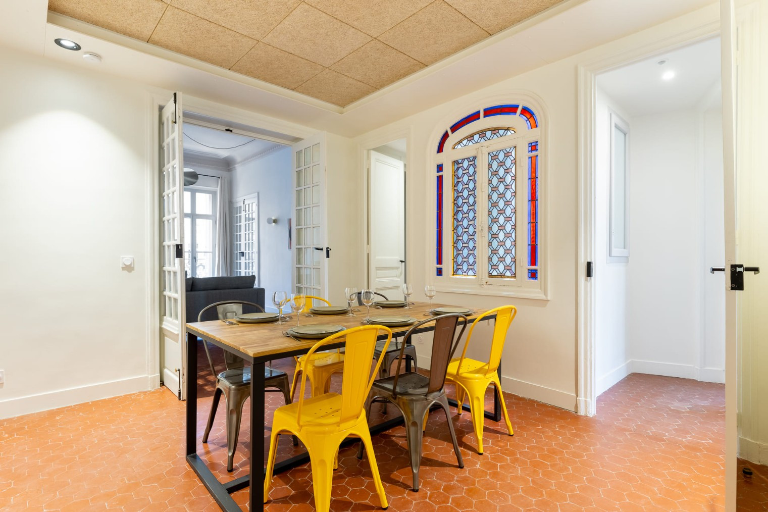 
                                                Location
                                                 Studio 24m² - YOLOCOLIVING