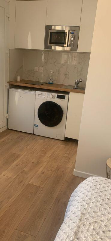 
                                                Location
                                                 Studio 20m2 bas Montreuil