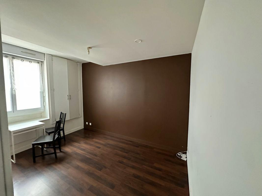
                                                Location
                                                 Studio 20m2 BREST