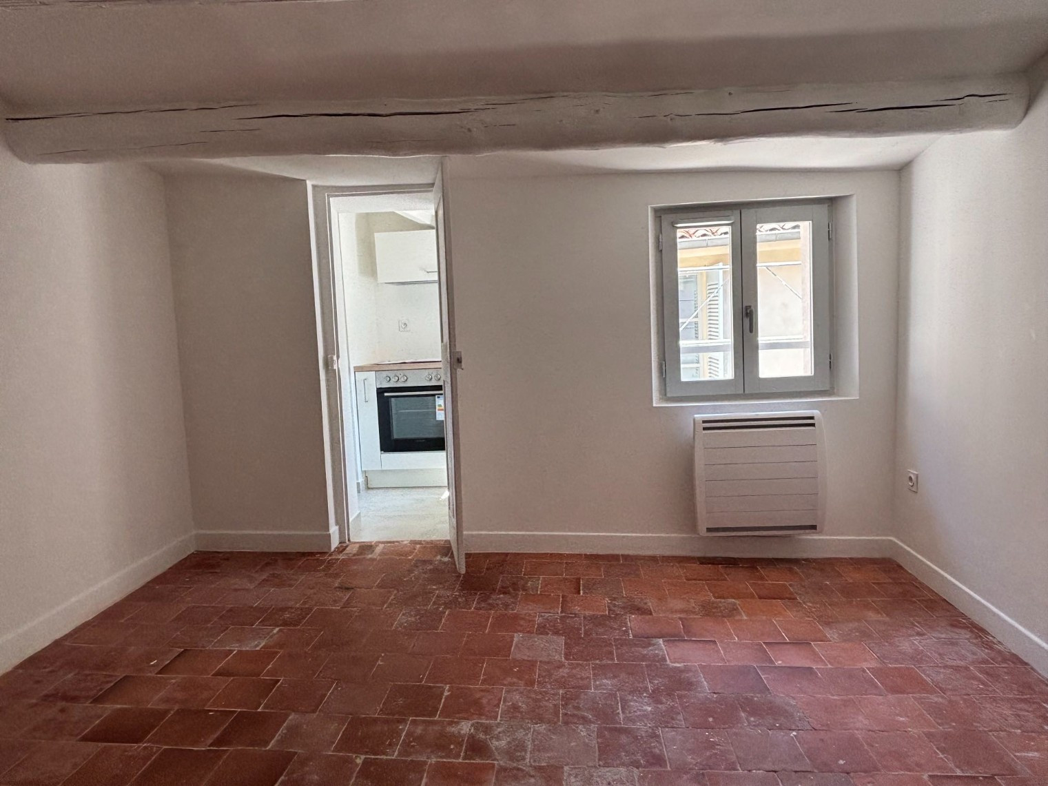 
                                                Location
                                                 Studio 21m² - Centre-ville