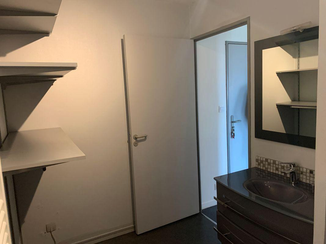 
                                                Location
                                                 Studio 21m² entre facs et centre ville de Poitiers