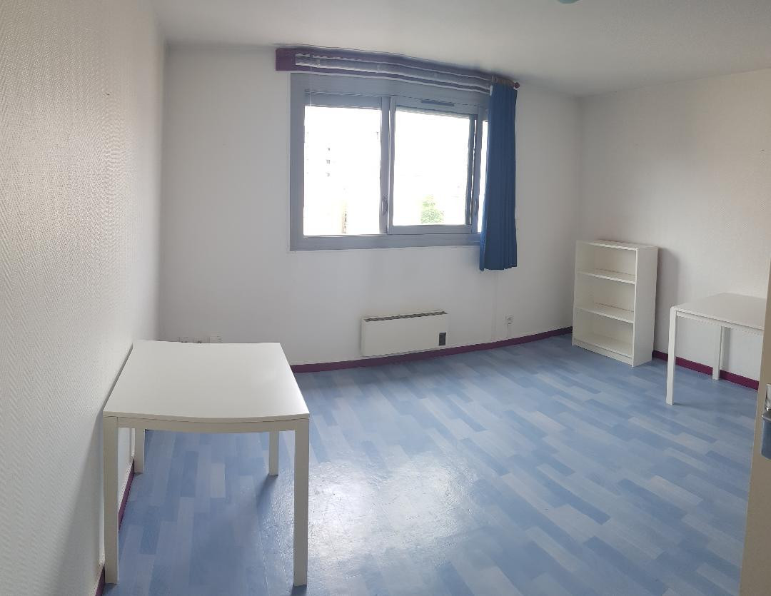 
                                                Location
                                                 Studio 21m² + PARKING près fac Carnot et Gergovia