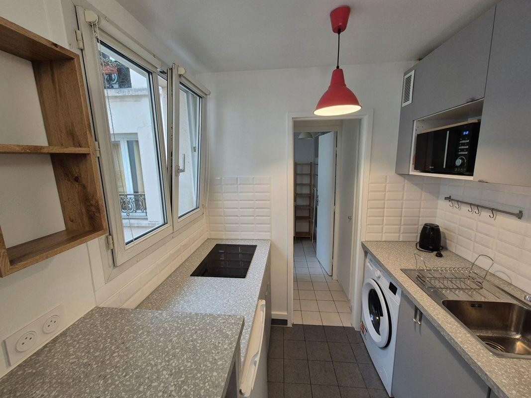
                                                Location
                                                 Studio 21m2 meublé - Gare du nord/La Chapelle