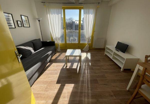 
                                                Location
                                                 Studio 22 m² meublé – Vieux Lille – 590 € CC