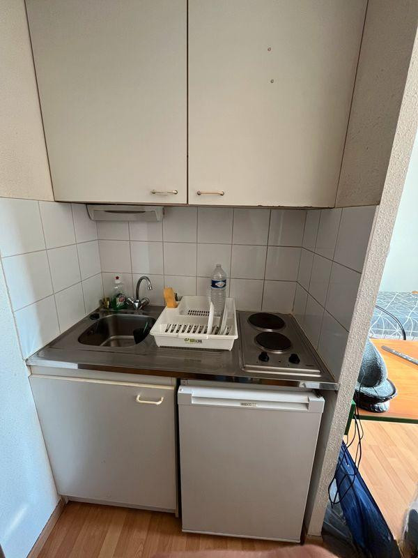 
                                                Location
                                                 Studio 22m²
