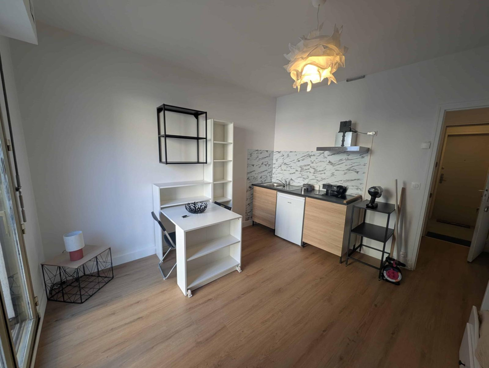 
                                                Location
                                                 Studio 22m2 GrandThéâtre proche tram, baignoire