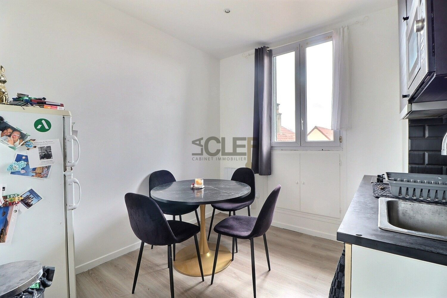
                                                Location
                                                 Studio - 23m² - Clamart