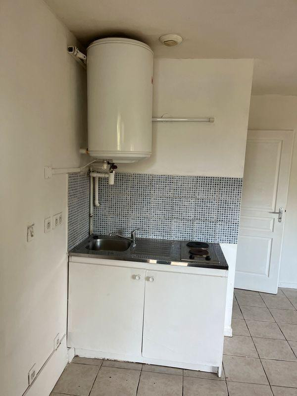 
                                                Location
                                                 Studio 23m2-terrasse L Bonnevay/Carré de Soie