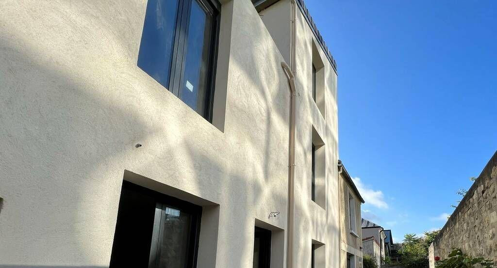 
                                                Location
                                                 Studio 25 m² dans espace coliving neuf à Montreuil
