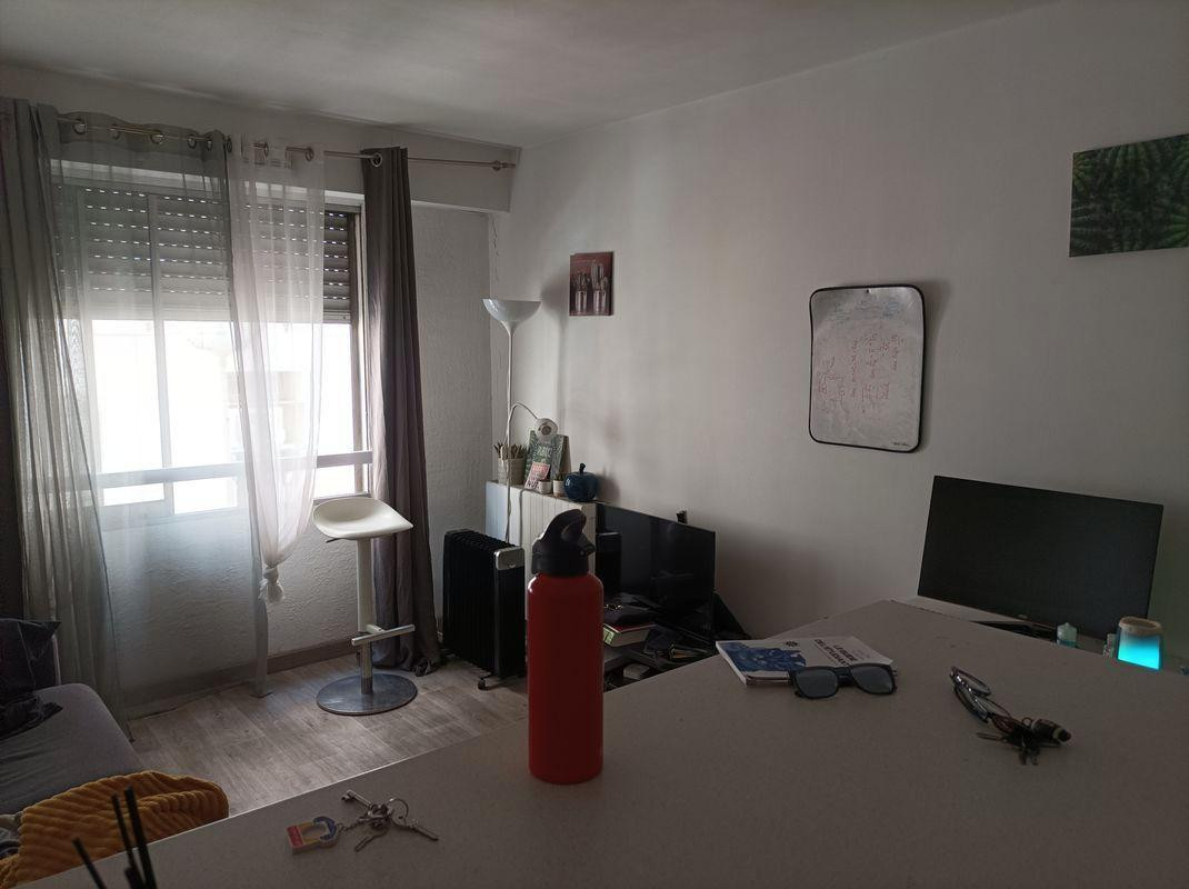 
                                                Location
                                                 Studio 25 m2