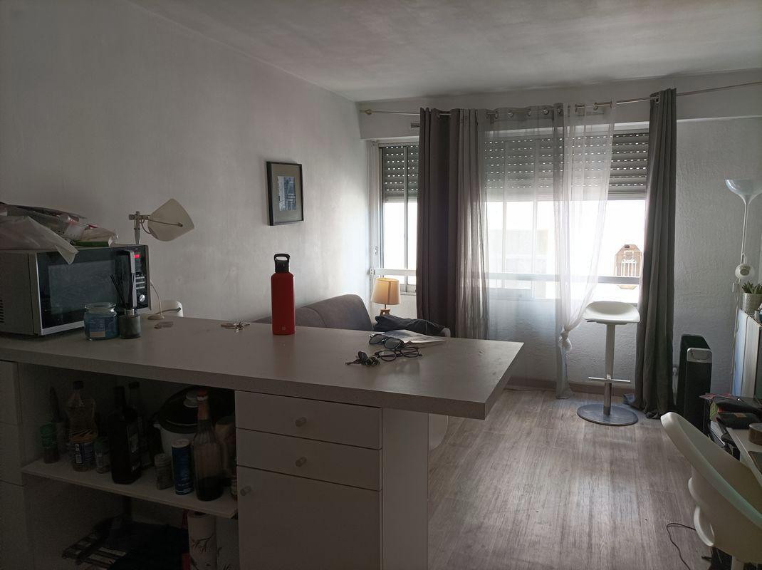 
                                                Location
                                                 Studio 25 m2