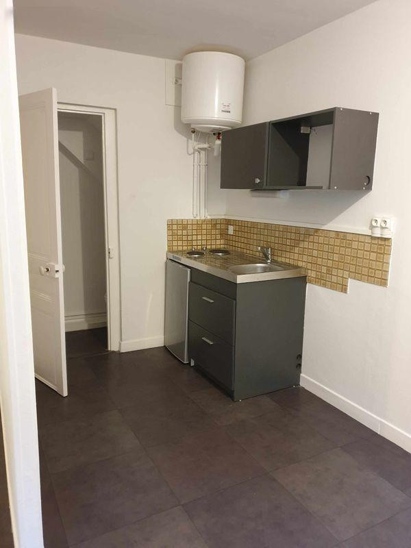
                                                Location
                                                 Studio 25m2