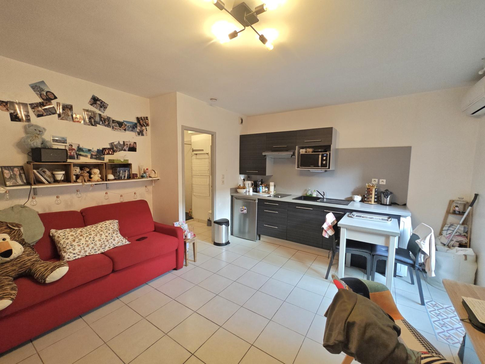 
                                                Location
                                                 Studio 26 m² terrasse – Rue Coupefer (bail 2 mois)