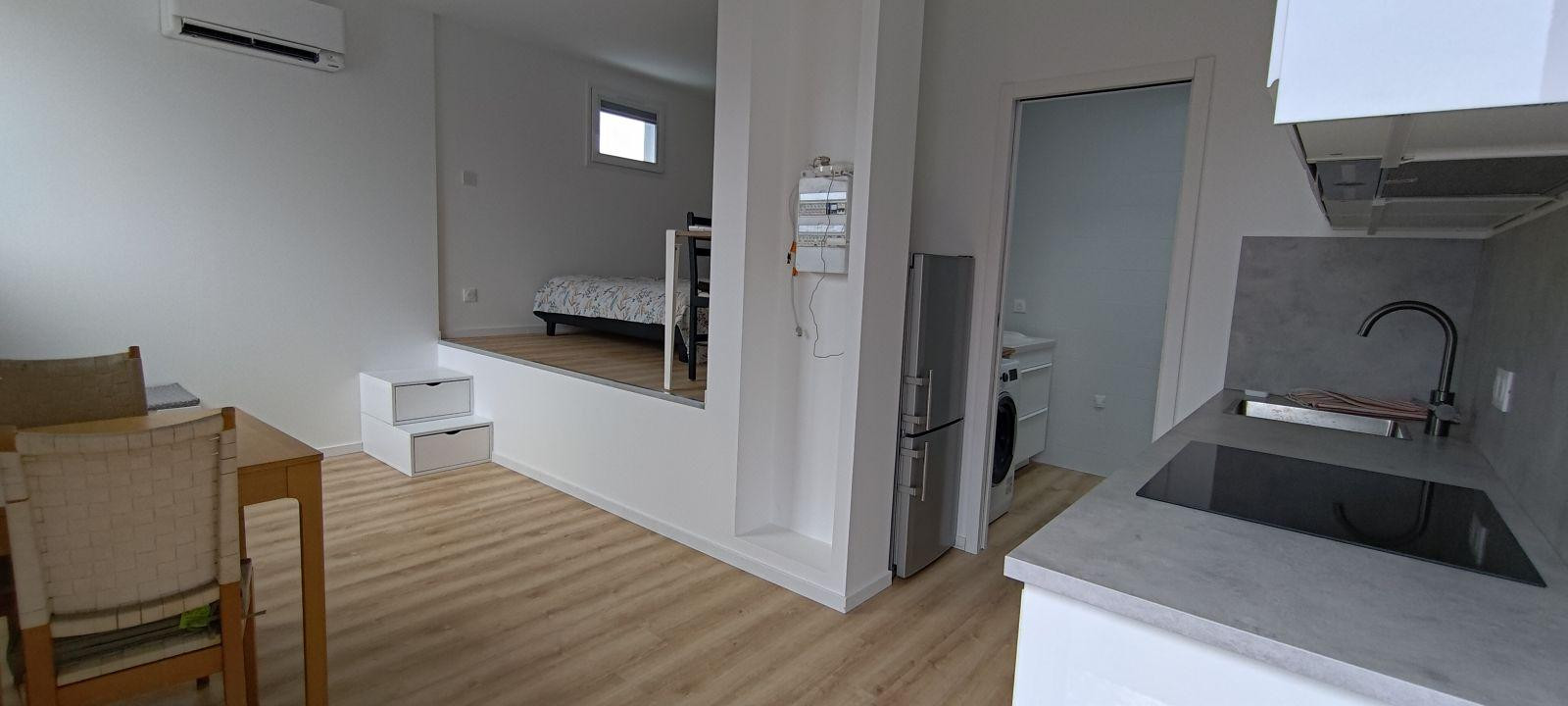 
                                                Location
                                                 Studio 26m² neuf et équipé