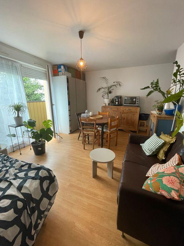 
                                                Location
                                                 Studio - 26m2
