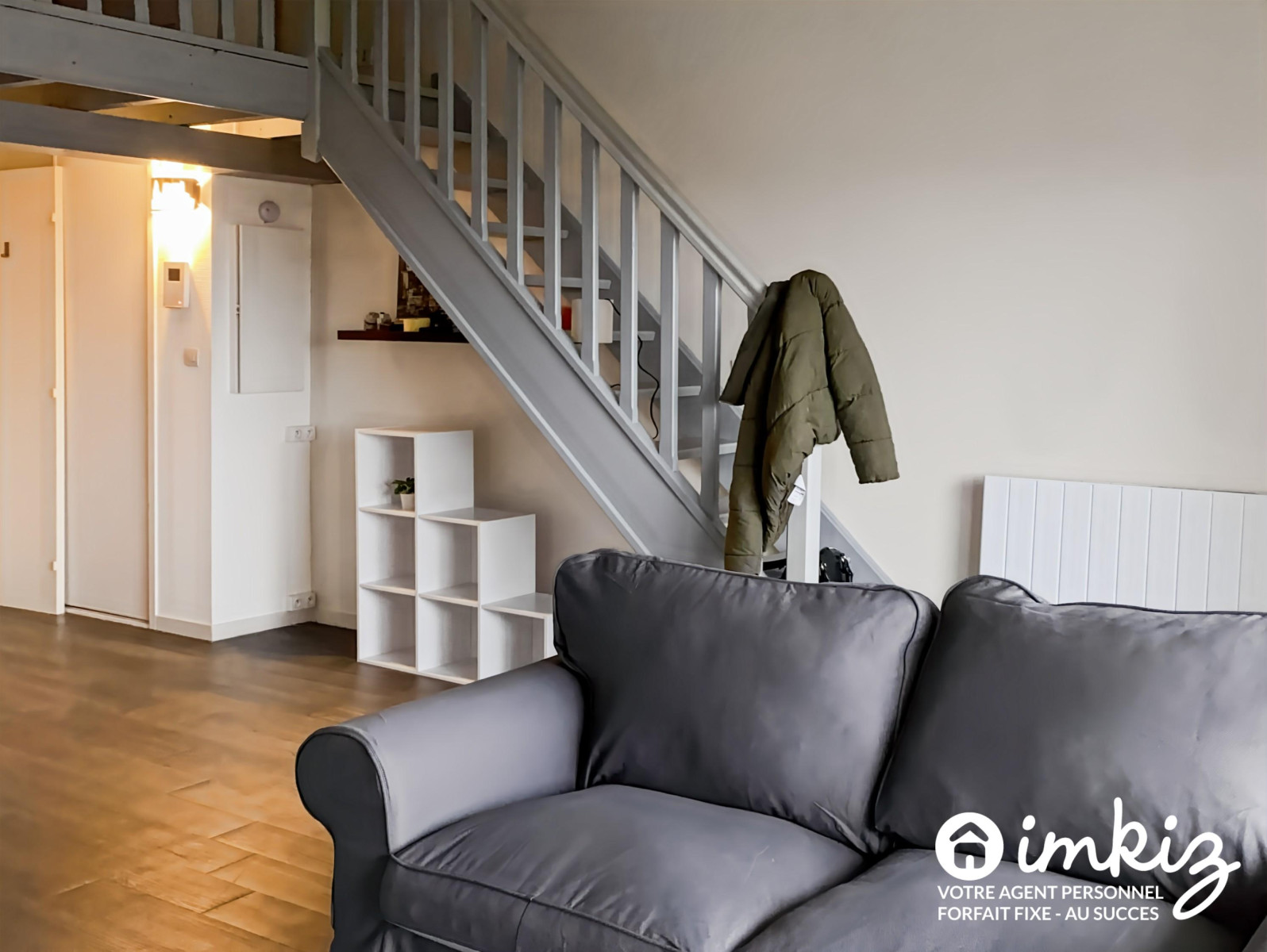 
                                                Vente
                                                 Studio 27 m² + mezzanine aménagée