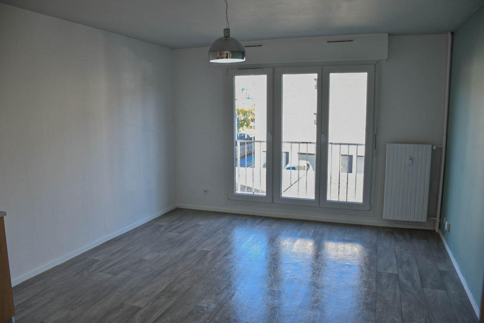 
                                                Location
                                                 Studio 27m2 Metz Sablon