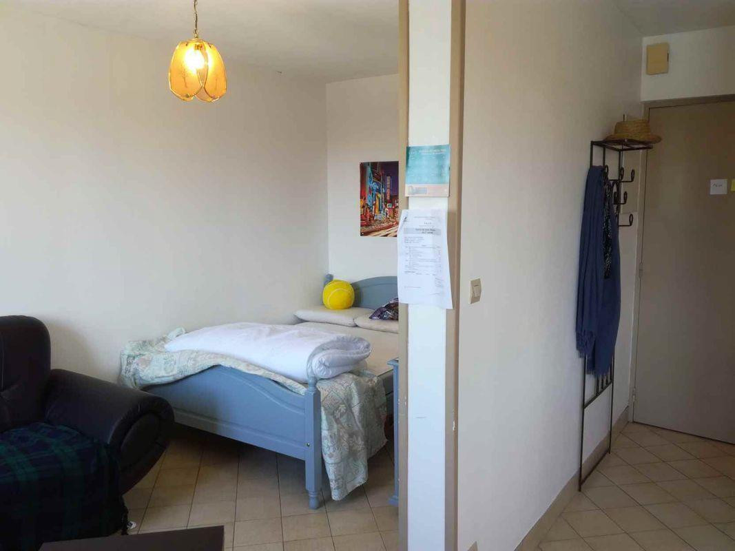 
                                                Location
                                                 STUDIO 29 m2 à REIMS .A côté HÔPITAL Maison Blanch