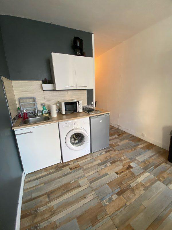 
                                                Location
                                                 Studio 2min à pied de la Timone