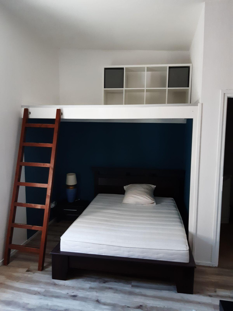 
                                                Location
                                                 Studio 30m² meublé Hypercentre historique Lavaur