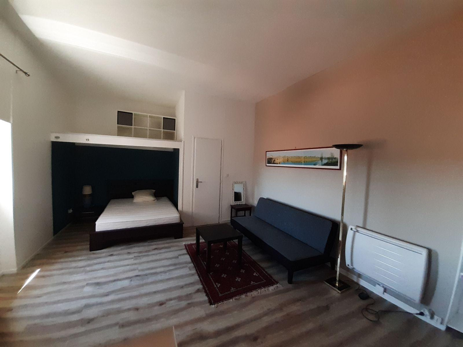 
                                                Location
                                                 Studio 30m² meublé Hypercentre historique Lavaur
