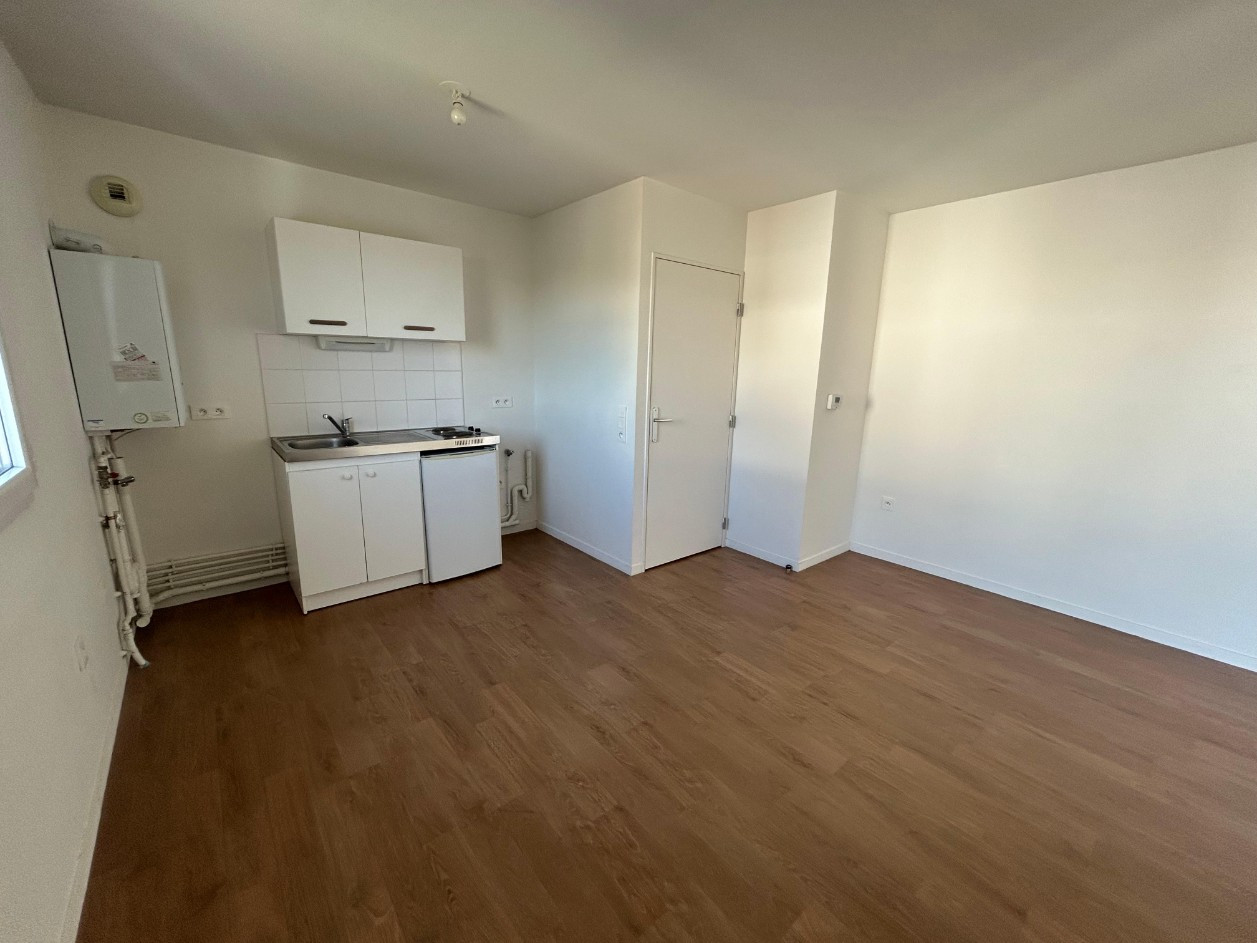 
                                                Vente
                                                 Studio 30m2 avec balcon & parking Quartier St-Jean