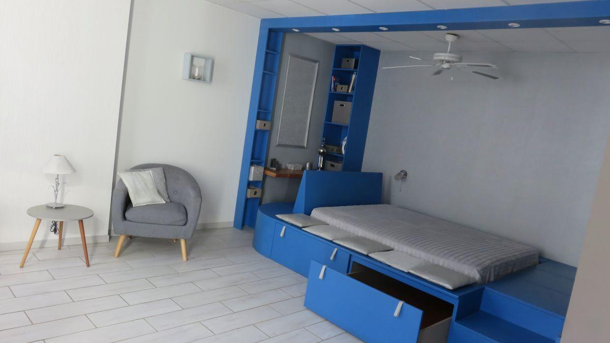 
                                                Location
                                                 Studio 34 m², meublé, calme, Timone / Castellane