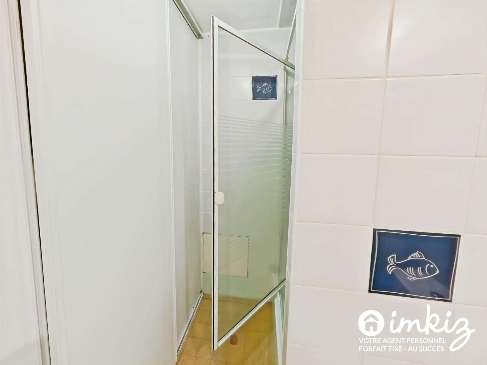 
                                                Vente
                                                 Studio 33m2 1 chambre mezzanine vue sur canal