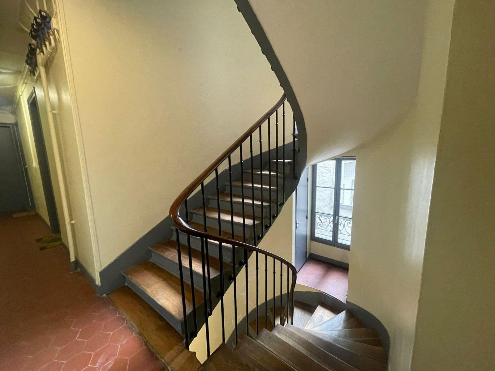 
                                                Vente
                                                 Studio