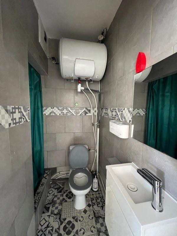 
                                                Location
                                                 Studio