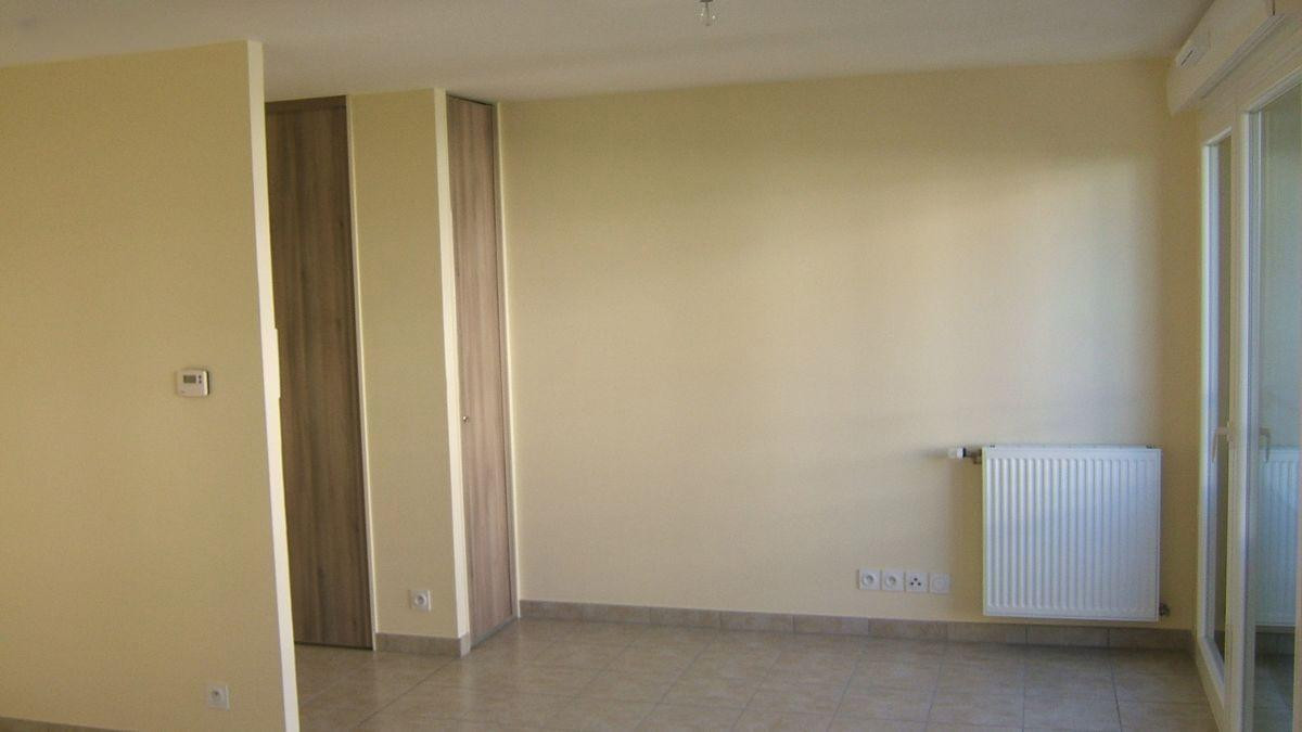 
                                                Location
                                                 Studio