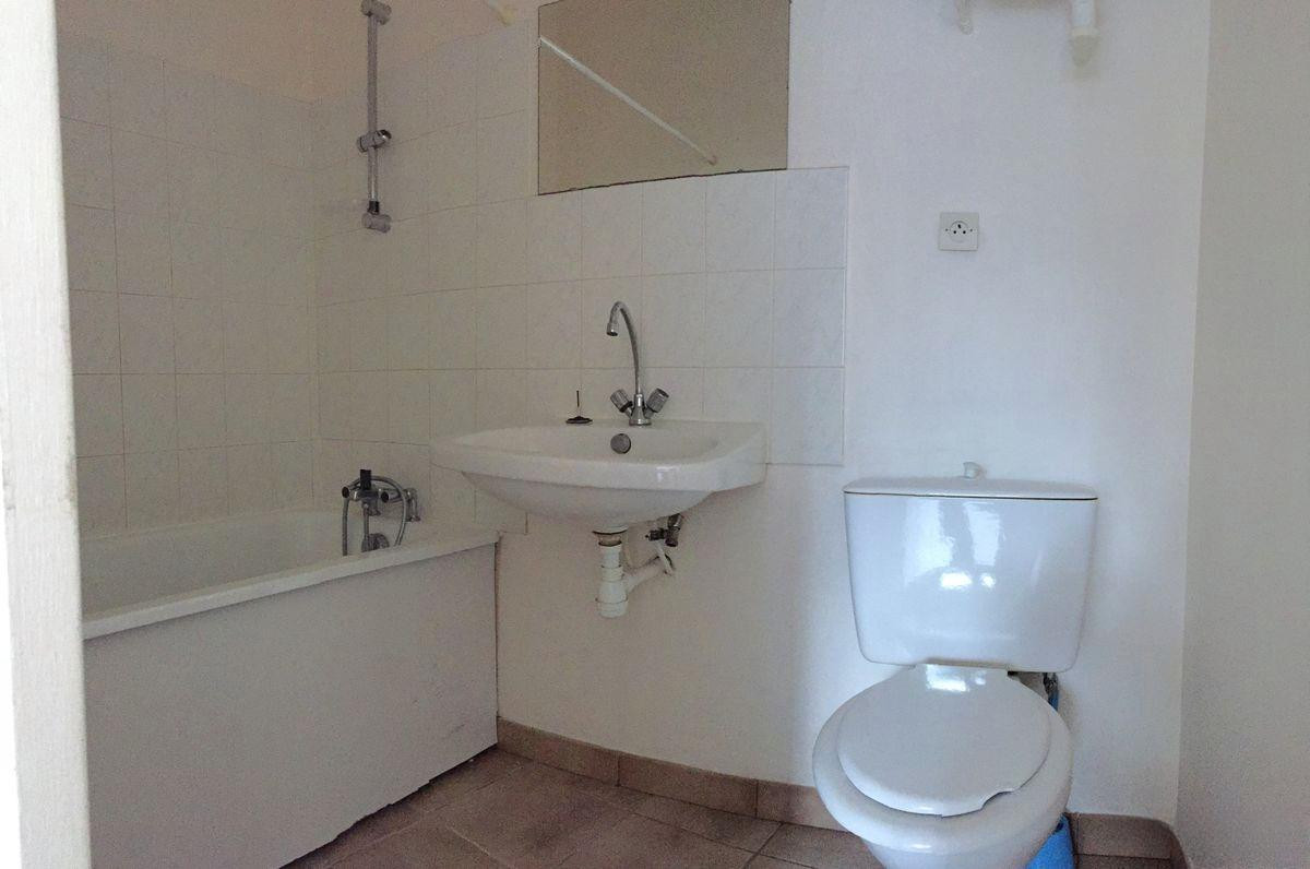 
                                                Location
                                                 Studio
