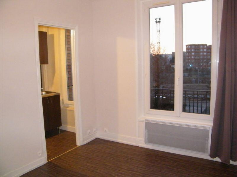 
                                                Location
                                                 Studio à 100m de la gare de Bois Colombes
